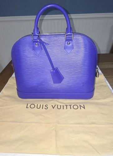 Louis vuitton epi - alma, pm